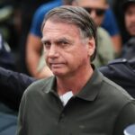 Bolsonaro está com pressão estabilizada após mal-estar, diz Michelle