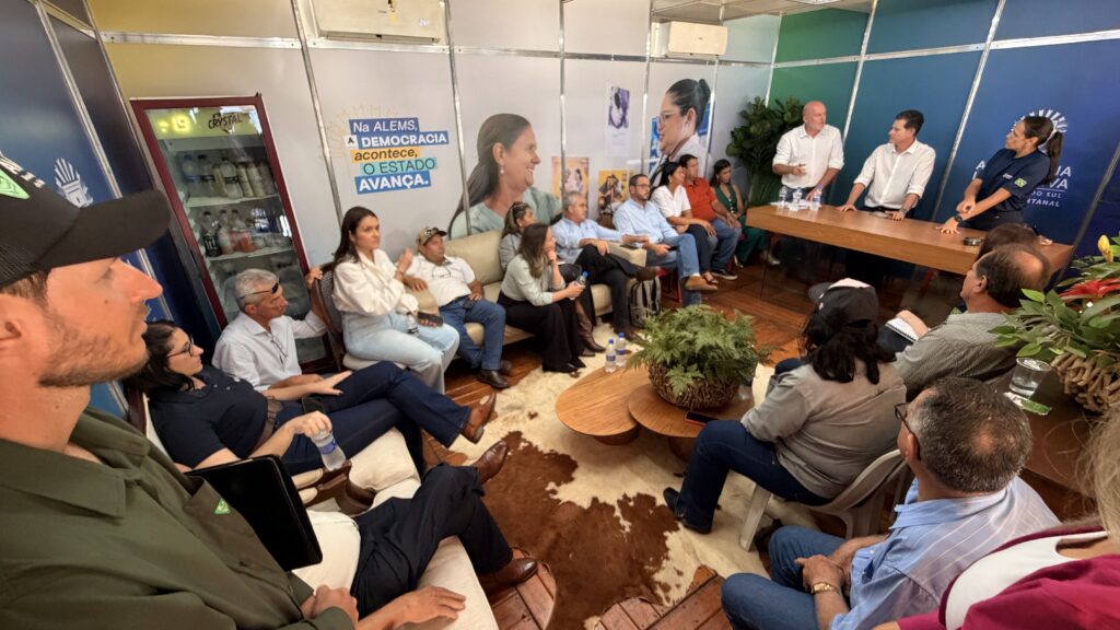 Censo da suinocultura ganha força em reunião da Frente Parlamentar na Expogrande 2026