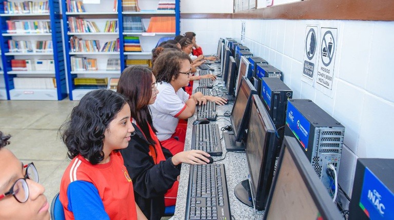 Educação entra na era digital e transforma realidade das escolas públicas em MS
