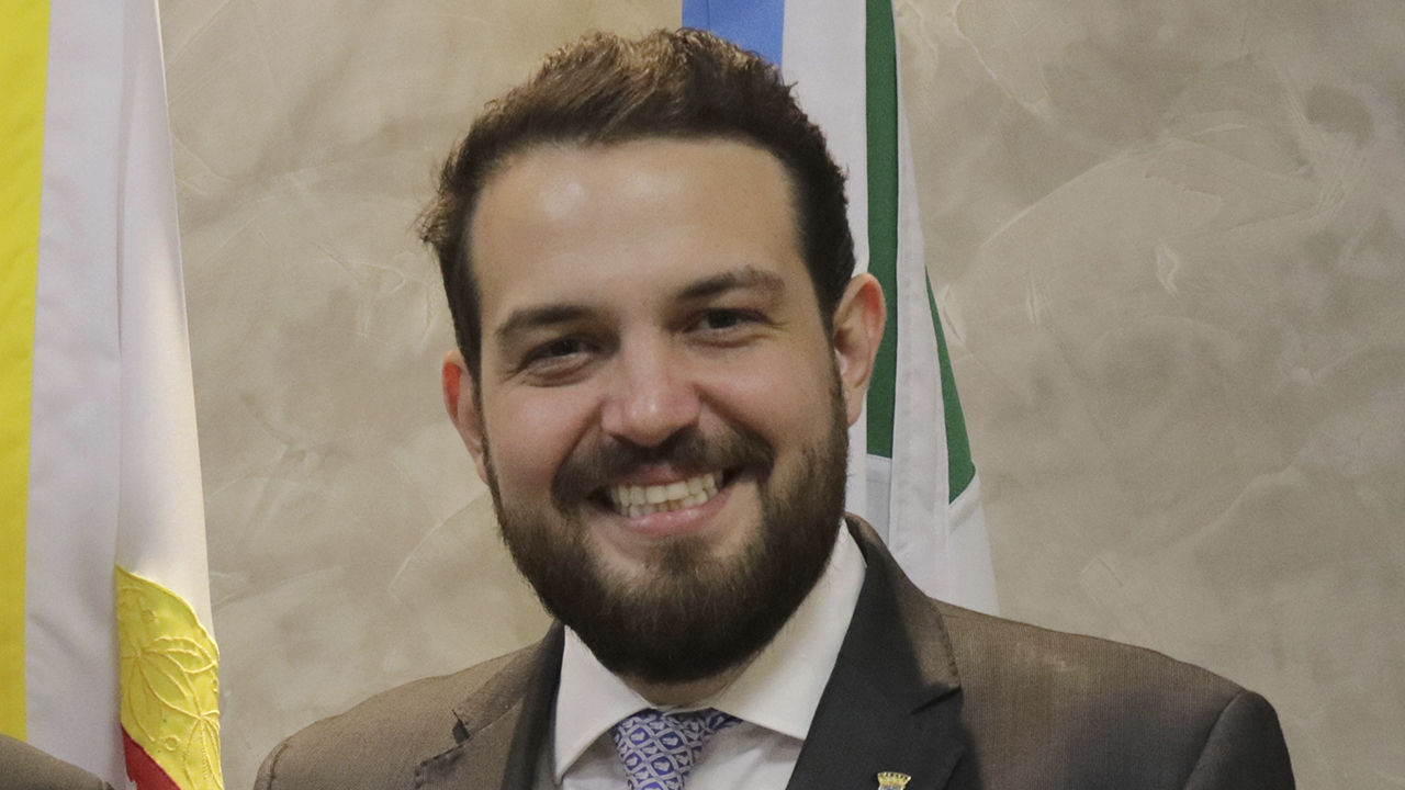 MPMS denuncia Claudinho Serra e grupo por fraude em licitação e pede devolução de R$ 40 mil aos cofres de Sidrolândia