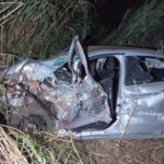 Batida entre carro e carreta de cana deixa criança de 8 anos em estado grave na BR-060