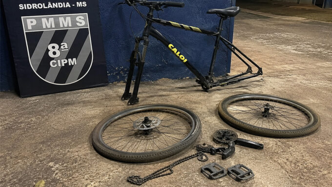 Bicicleta furtada é recuperada pela PM em Sidrolândia; veículo já estava sendo desmontado