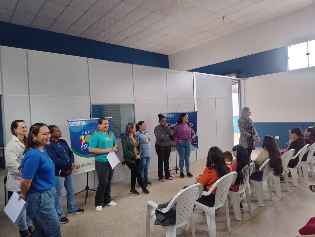 Novos beneficiários do Bolsa Família participam de reunião de acolhida e orientação em Jardim