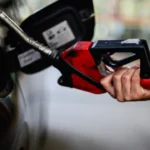 Petrobras anuncia aumento de R$ 0,48 na gasolina para distribuidoras