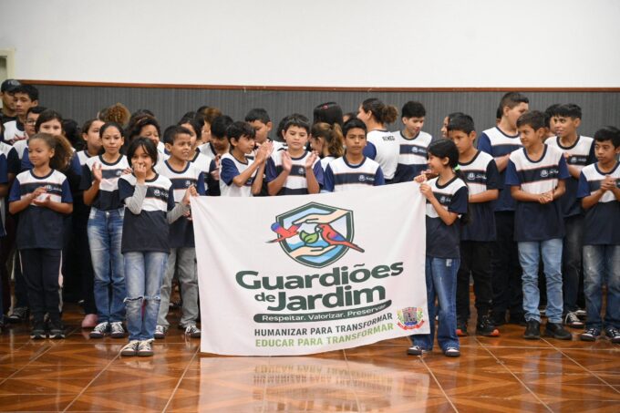 Jardim lança programa ambiental e transforma estudantes em defensores da natureza