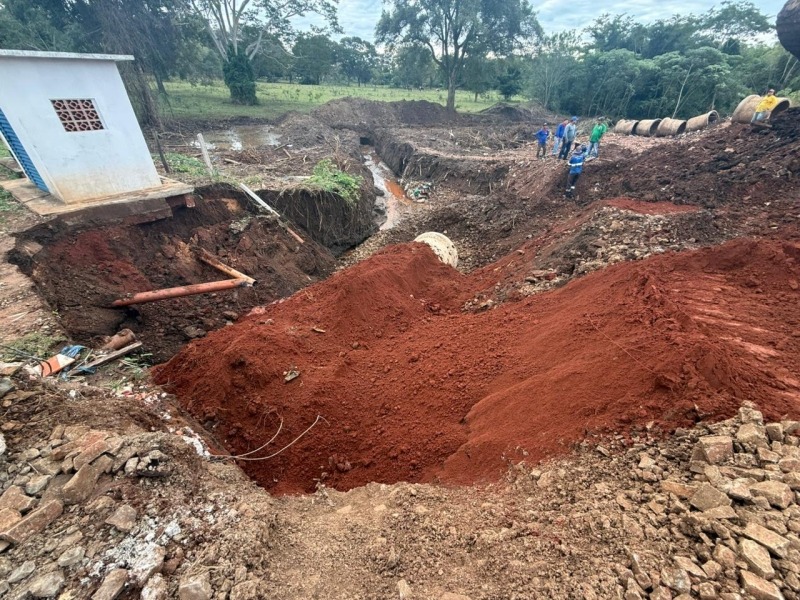 Prefeitura executa obra para conter erosão e proteger infraestrutura em Nioaque