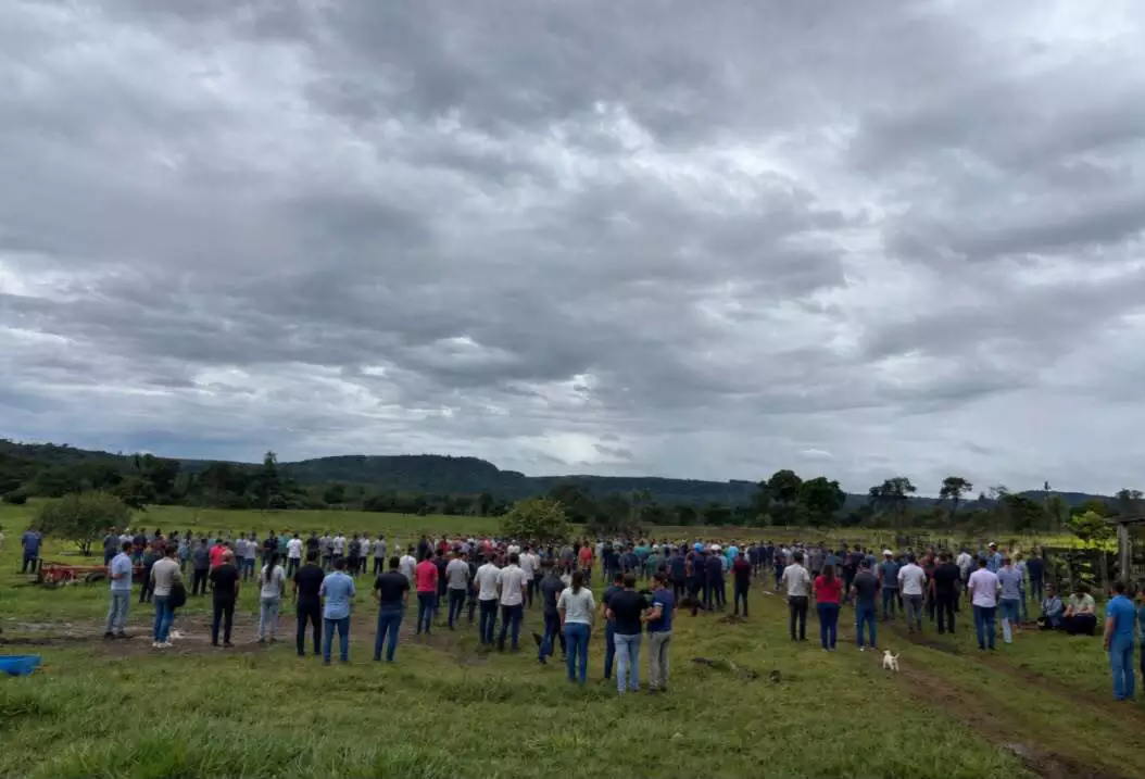 Indígenas deixam sedes de fazenda em Sidrolândia após mediação do Ministério