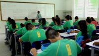 Deputados votam lei que autoriza câmeras de segurança em sala de aula