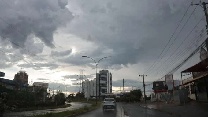 Ciclone já traz chuva para MS e pode causar tempestades de granizo até quinta-feira