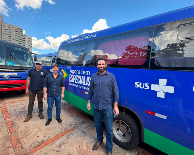 Sidrolândia reforça transporte da Saúde com novo micro-ônibus para pacientes do SUS